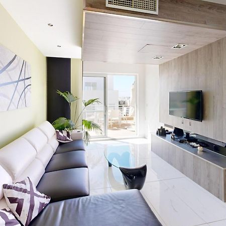 Amazing Spacious Apartment With Bbq & Jacuzzi Saint Julian's ภายนอก รูปภาพ