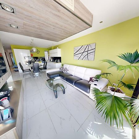Amazing Spacious Apartment With Bbq & Jacuzzi Saint Julian's ภายนอก รูปภาพ
