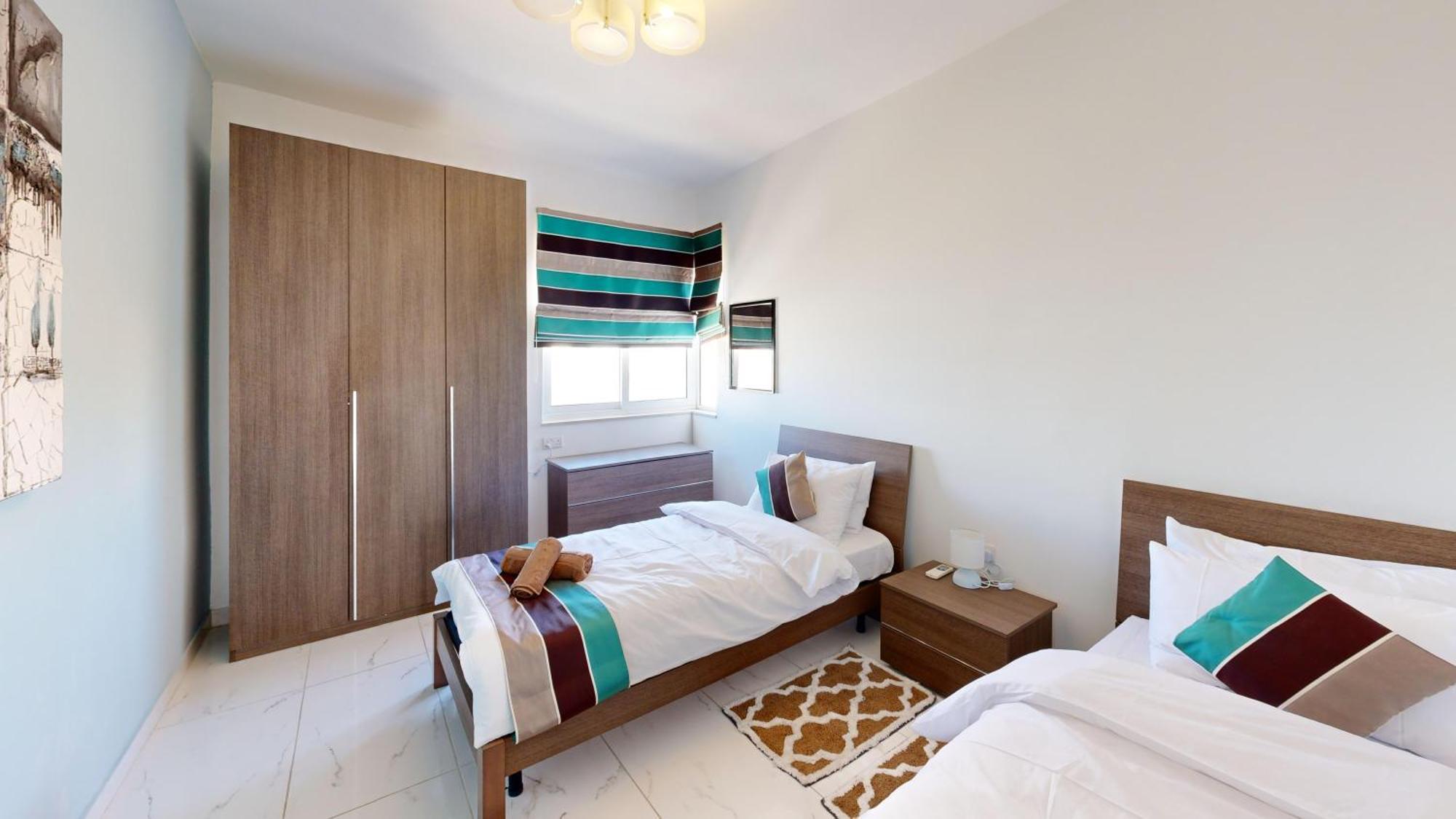 Amazing Spacious Apartment With Bbq & Jacuzzi Saint Julian's ภายนอก รูปภาพ